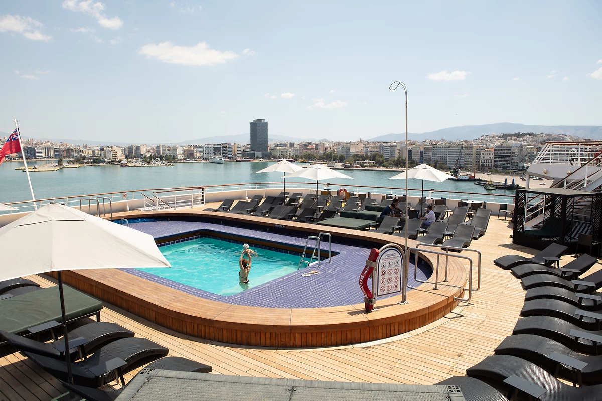 Piscine, Celestyal Journey