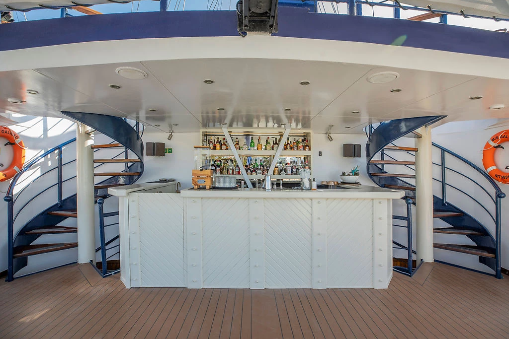 Bar, M/S Galileo