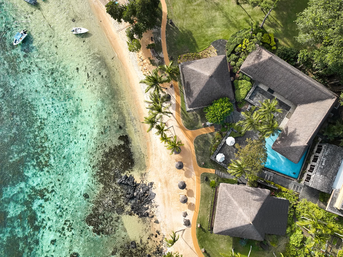 Vue aérienne de la plage, The Oberoi Beach Resort Mauritius, Maurice