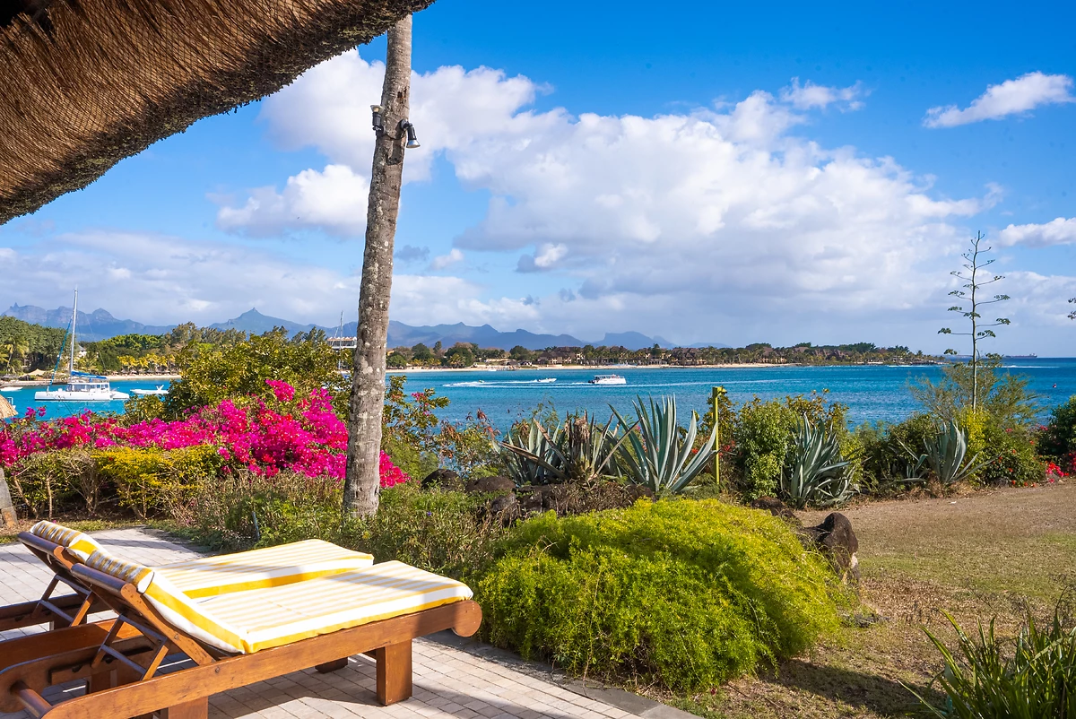 Transats vue mer, The Oberoi Beach Resort Mauritius, Maurice