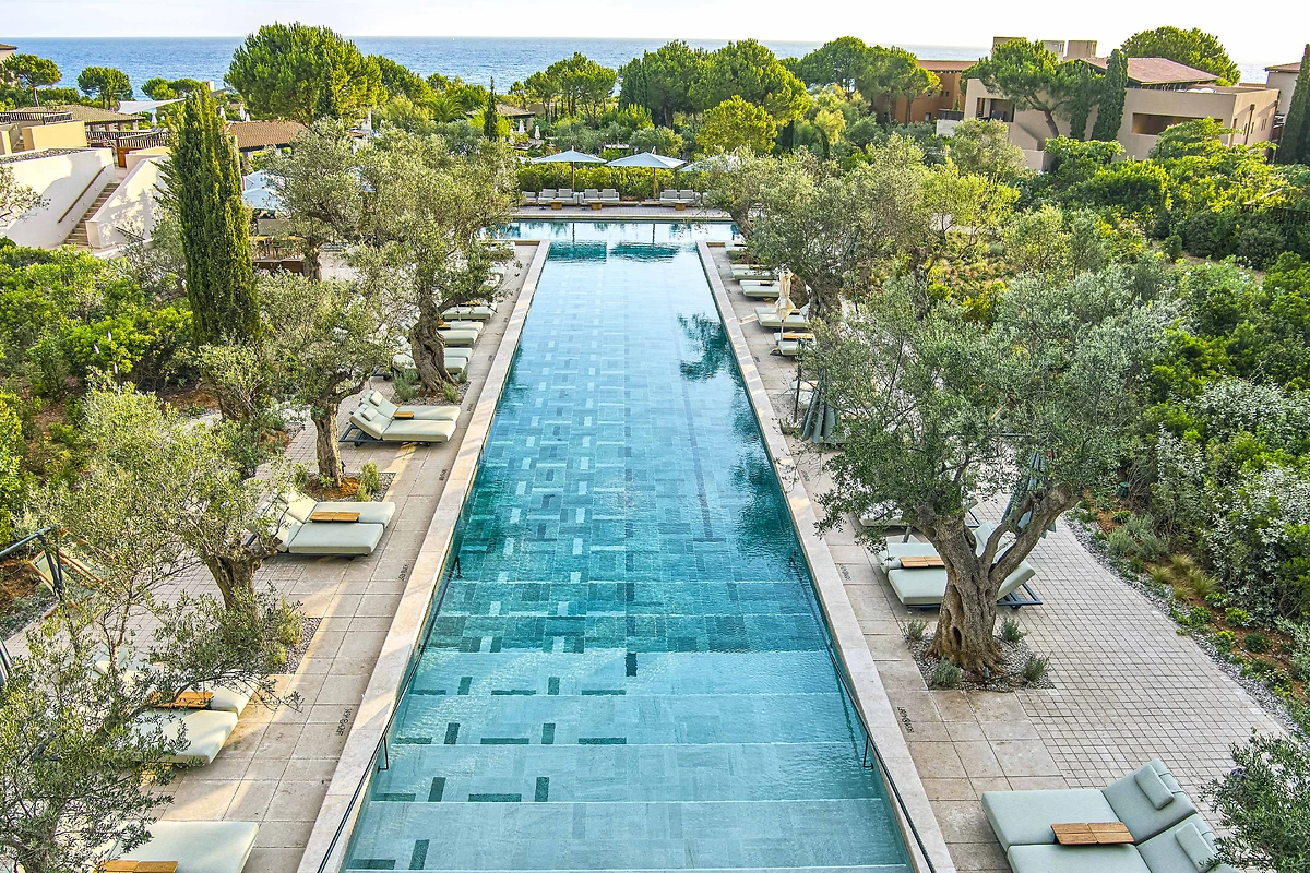 Eleon Pool, The Romanos, Costa Navarino, Grèce