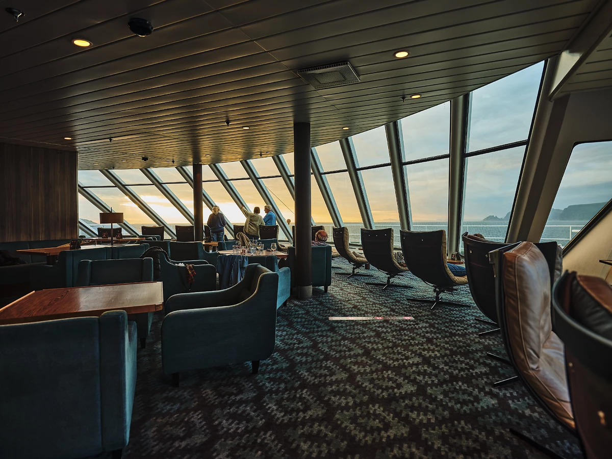 Lounge Explorer, MS Polarlys, Express côtier, Hurtigruten