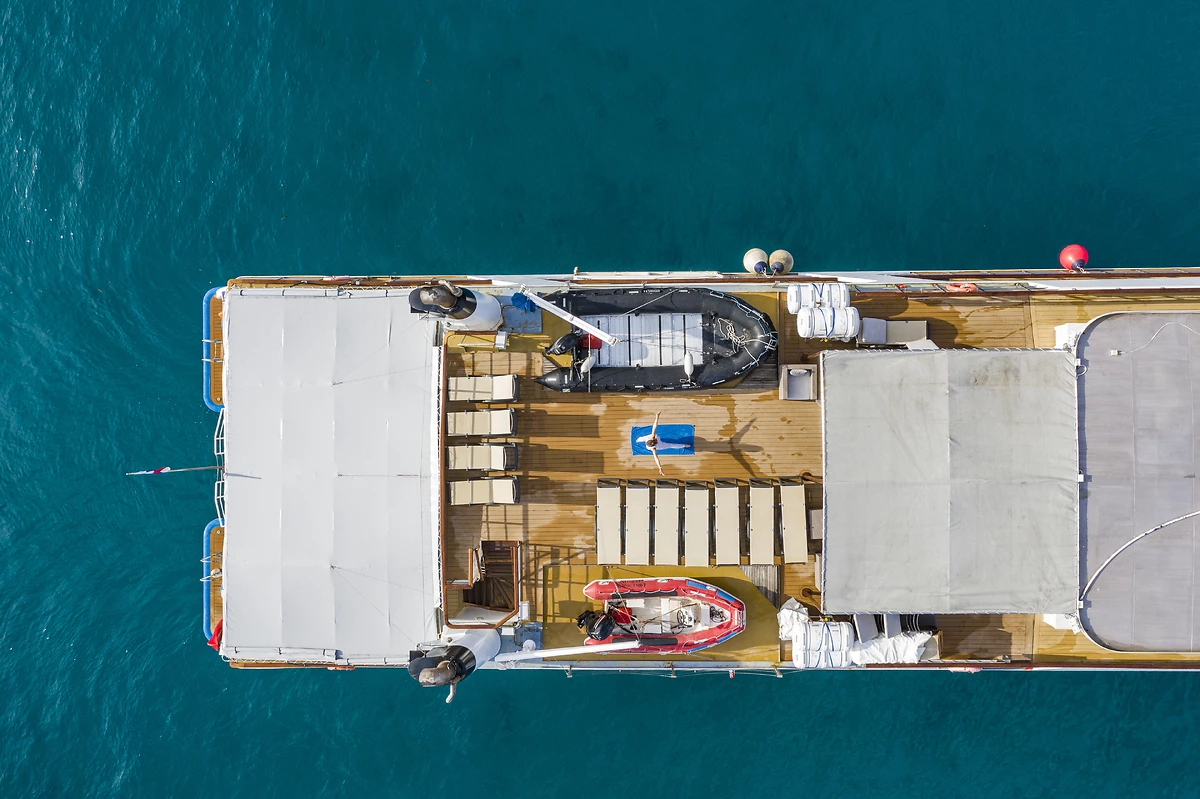 Vue aérienne du pont soleil, M/Y Pegasos