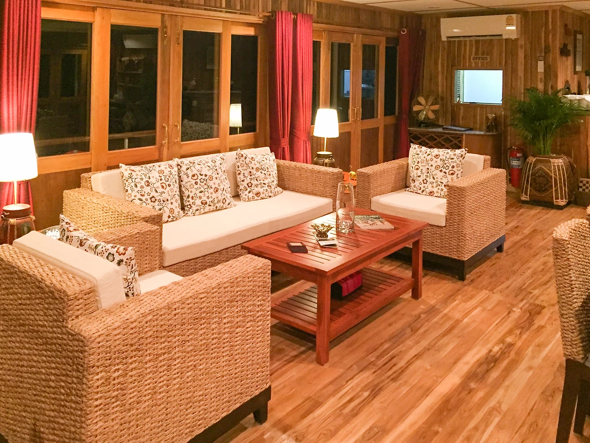 Coin détente, R/V Champa Pandaw