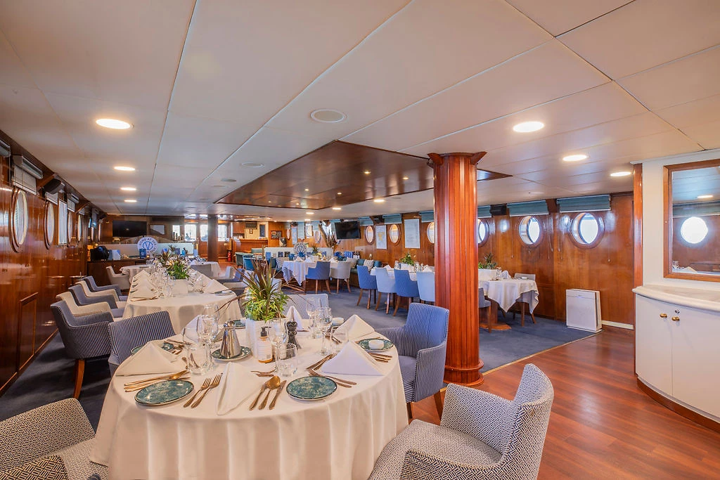 Restaurant, M/S Galileo