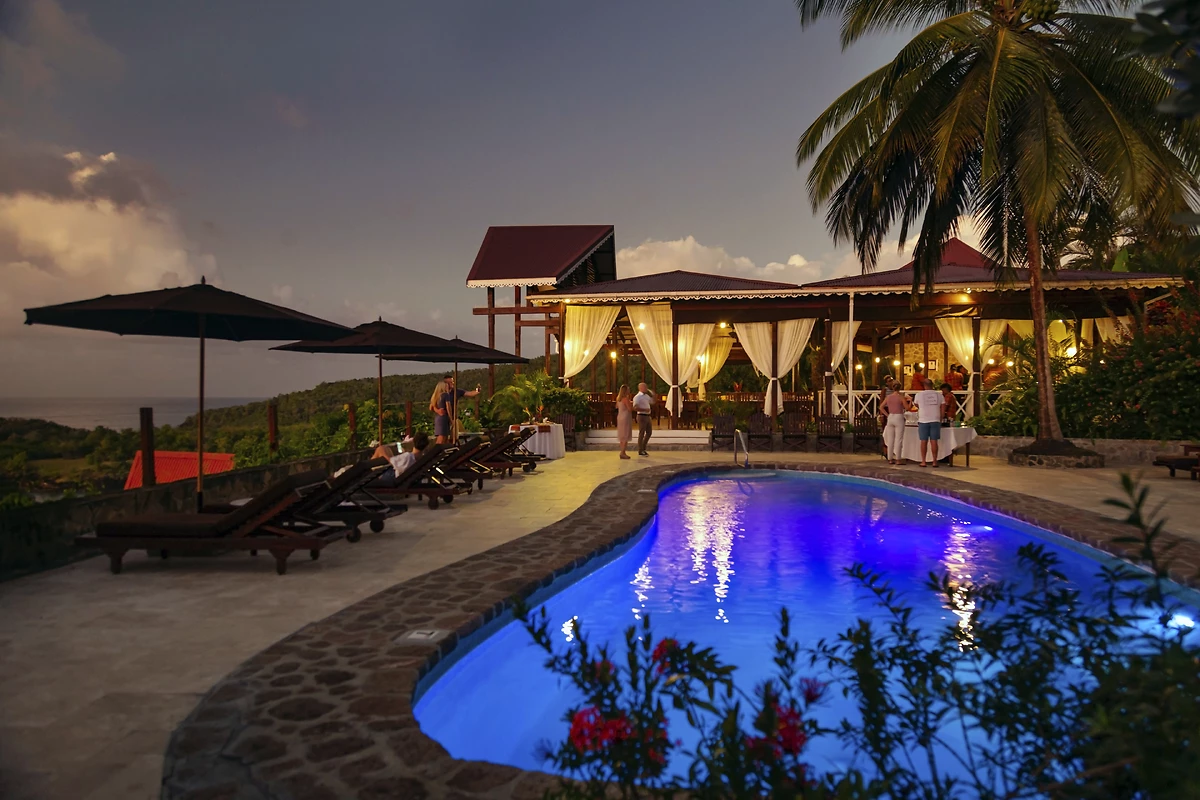 Piscine de nuit, Ti Kaye Resort, Sainte-Lucie