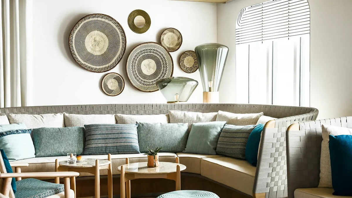 Salon bar, Le Champlain, Les Explorers, PONANT