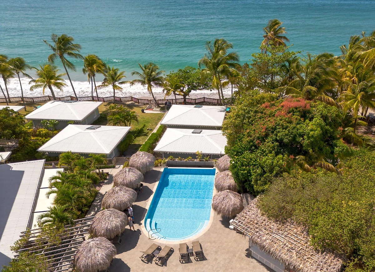Vue aérienne de la piscine, Résidence Diamant Les Bains, Martinique