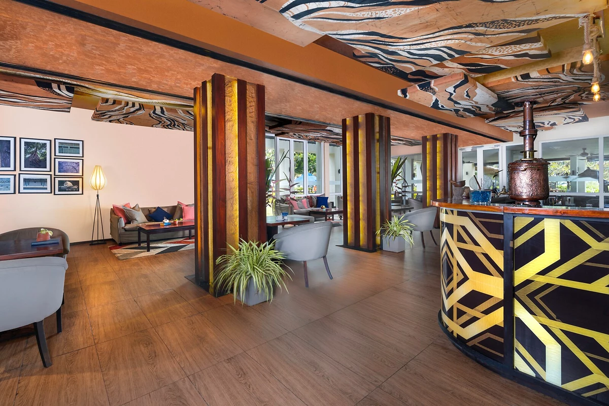 Bar club Lounge, NH Bentota Ceysands Resort