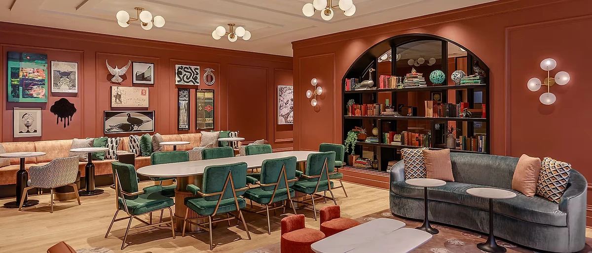 Boston : Pennyweight Hotel Boston, Curio Collection by Hilton