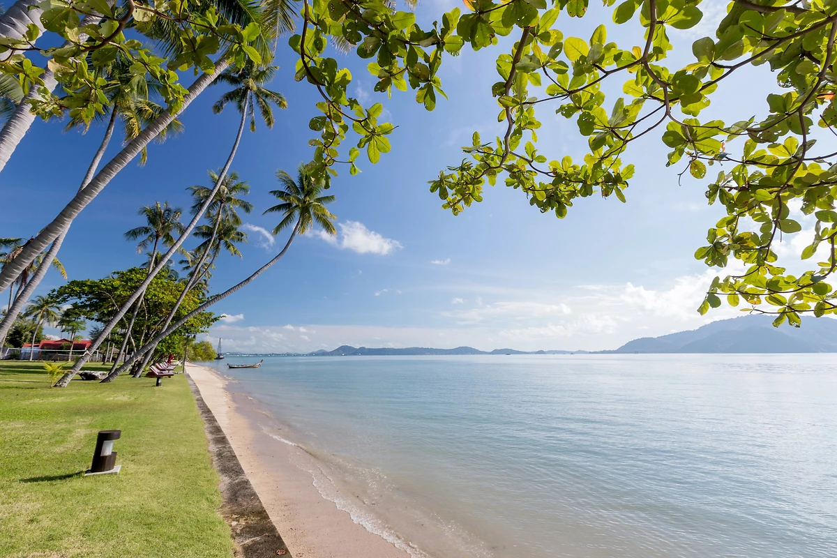 Plage, The Vijitt Resort Phuket