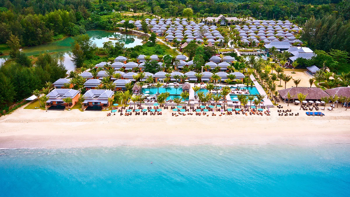 Vue aérienne de la plage, Ananea Beyond Khao Lak