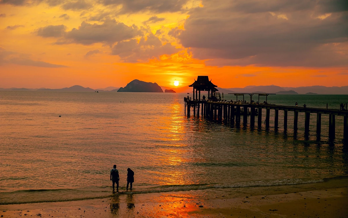 Coucher de soleil sur la plage, Santhiya Koh Yao Yai Resort & Spa, Koh Yao Yai, Thaïlande