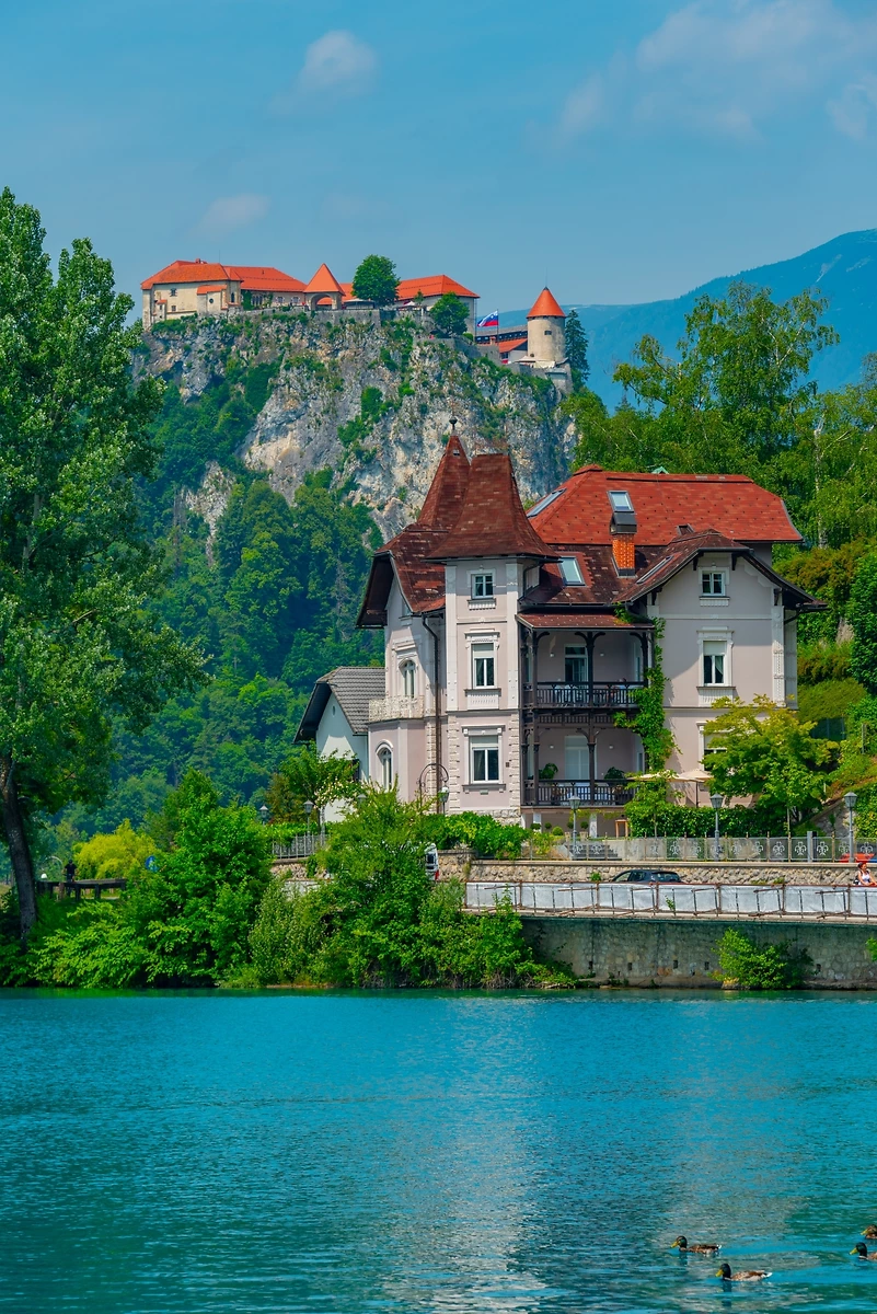 Vue du château de Bled depuis l'église de l'Assomption, Slovénie