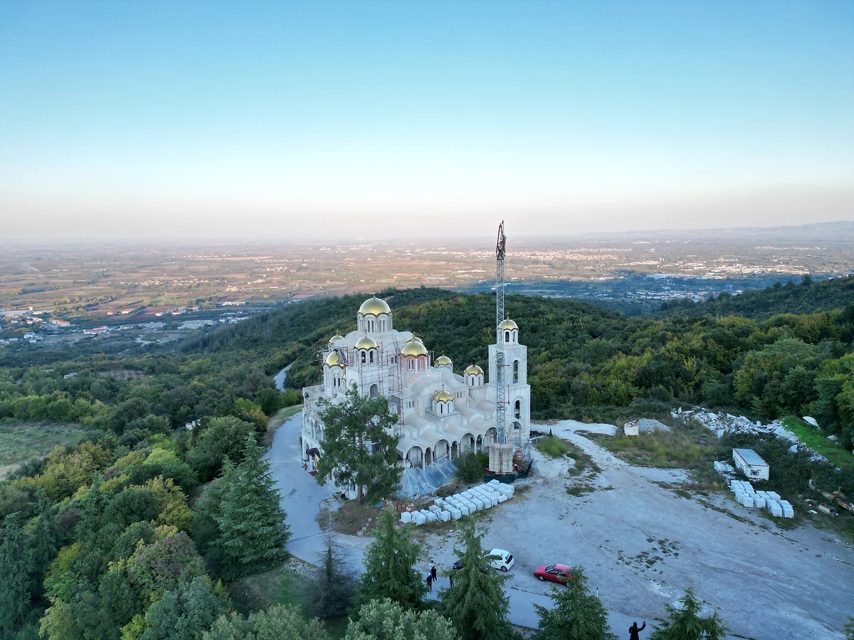 Vue aérienne de la Sainte Église Saint-Luc de Simferopol, Veria, Grèce