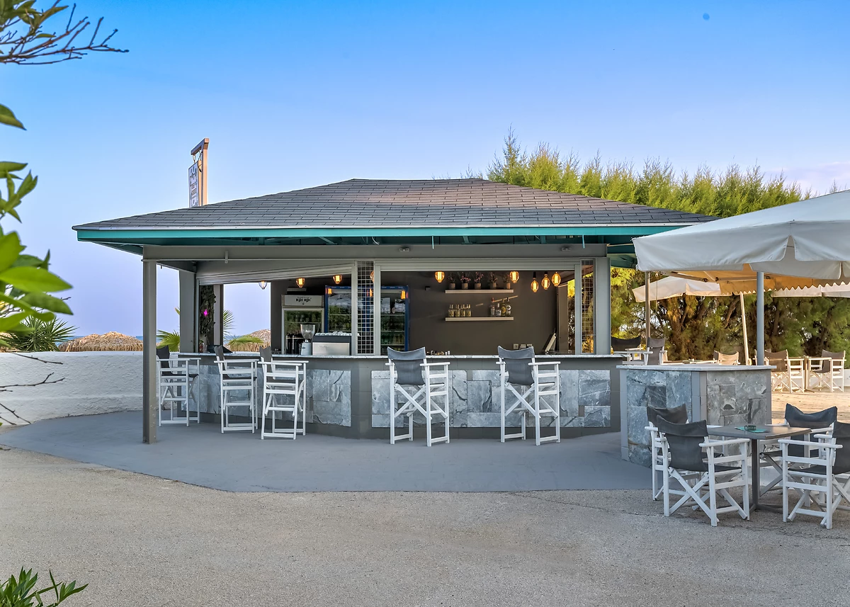 Bar, The Grove Seaside Hotel