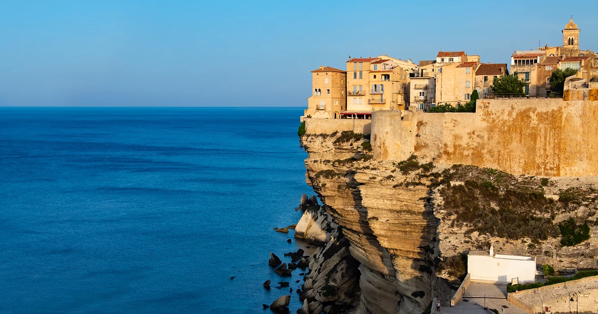 Panorama de la vieille ville de Bonifacio, Corse, France