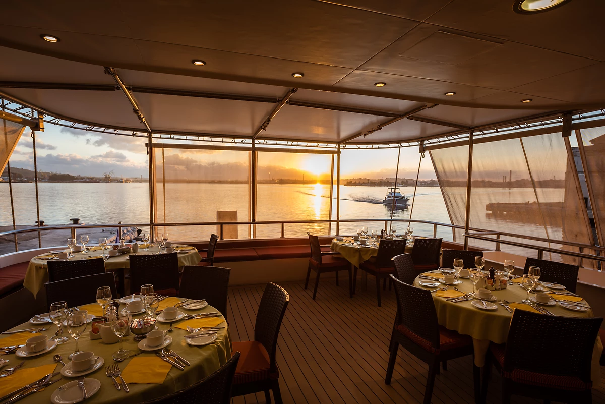 Restaurant, Panorama II