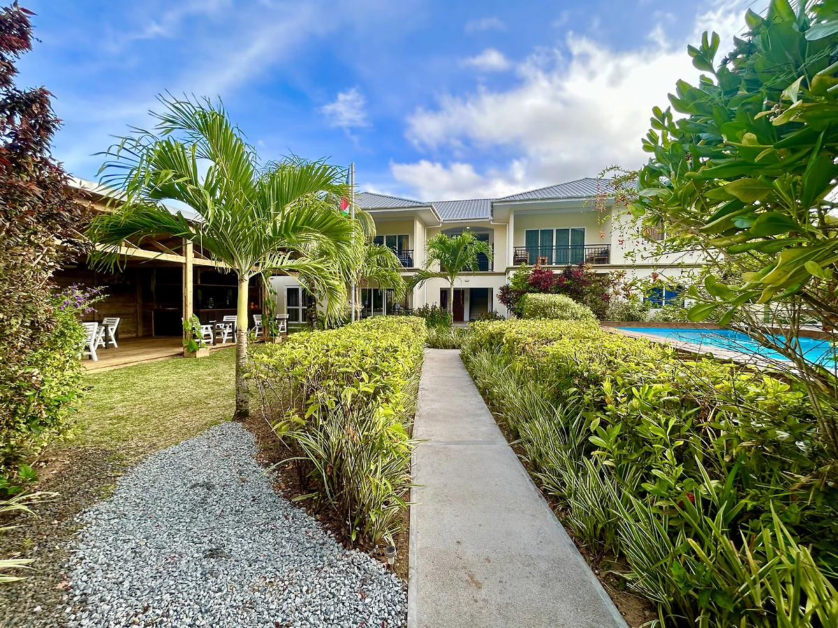 Jardin, The Seaboards Apartments