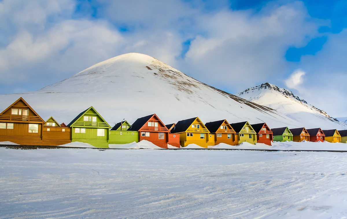 Maisons colorées de Longyearbyen, Svalbard, Norvège