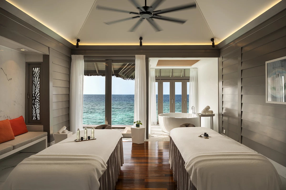 Constance Halaveli Maldives, SPA avec vue