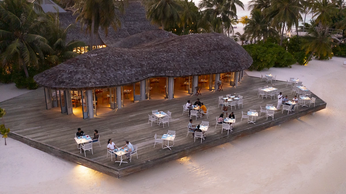 Vue aérienne Cuisine Gallery, Outrigger Maldives Maafushivaru Resort, Maldives