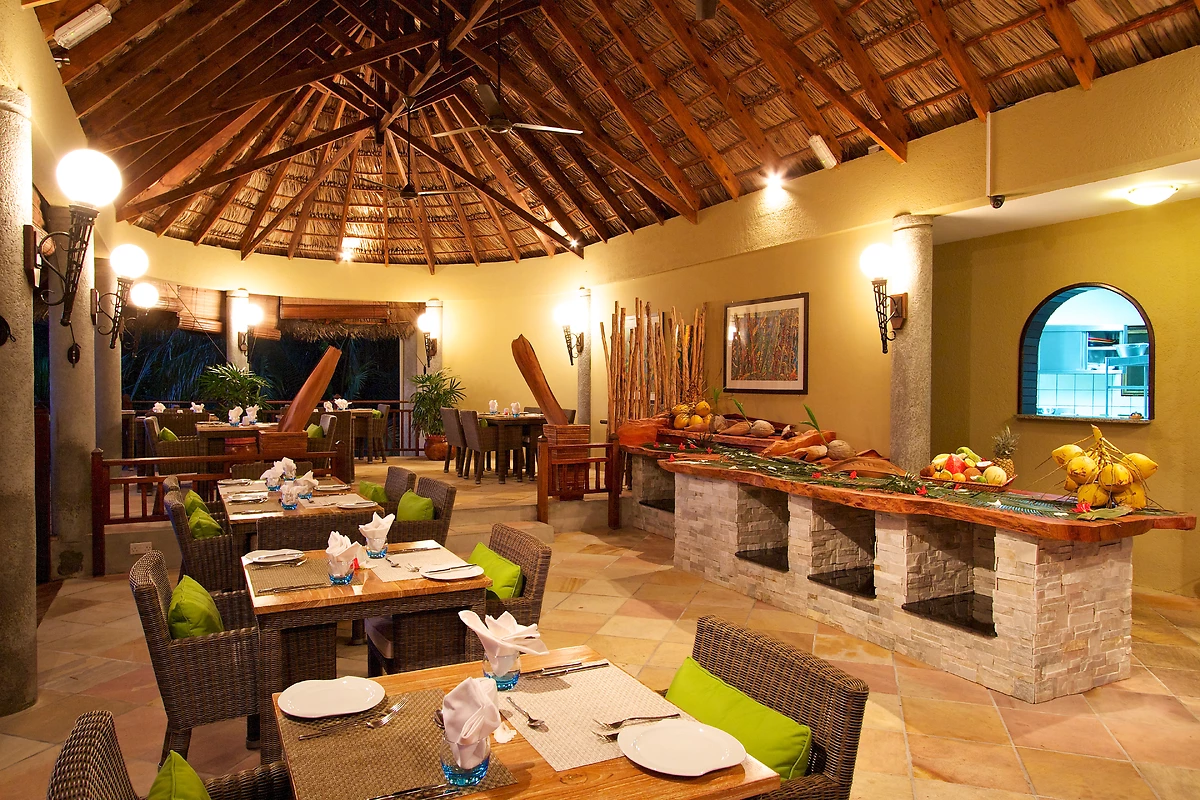 Le Palmier Restaurant, Valmer Resort, Seychelles