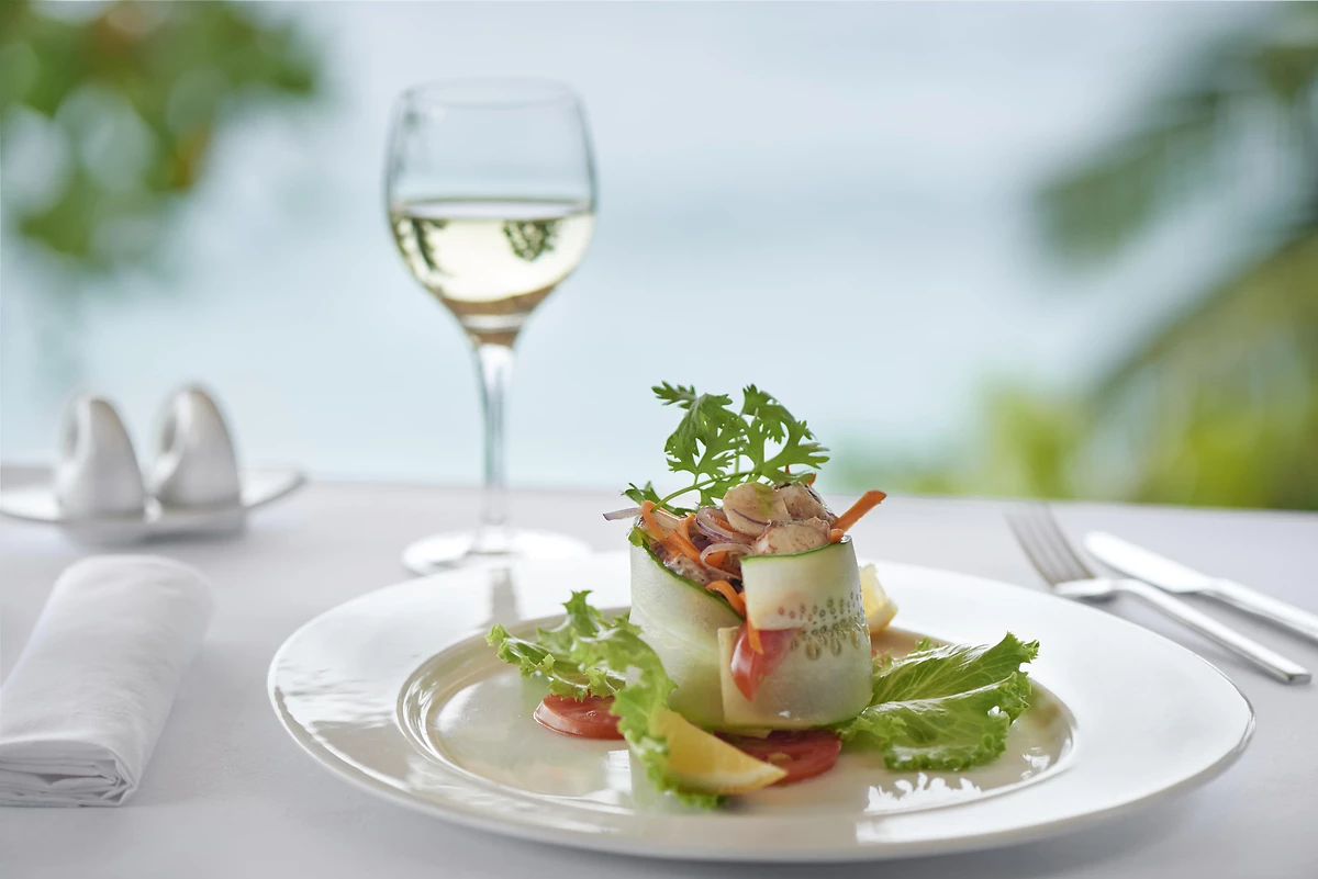 Plat servi dans le restaurant Les Palms, DoubleTree by Hilton Seychelles Allamanda