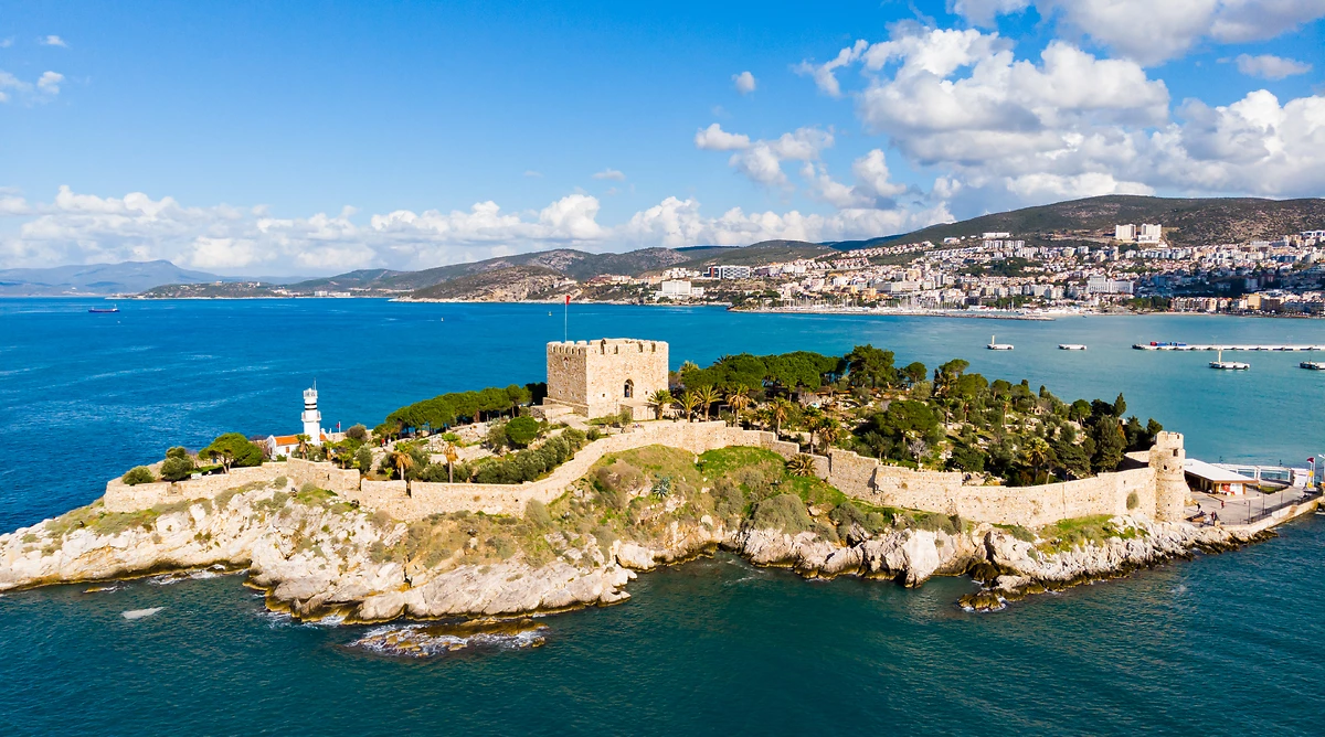 Vue sur Pigeon Island, Kuşadası, Turquie