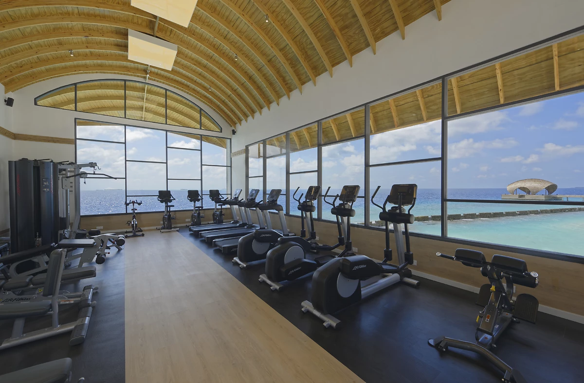 Salle de sport, Outrigger Maldives Maafushivaru Resort, Maldives