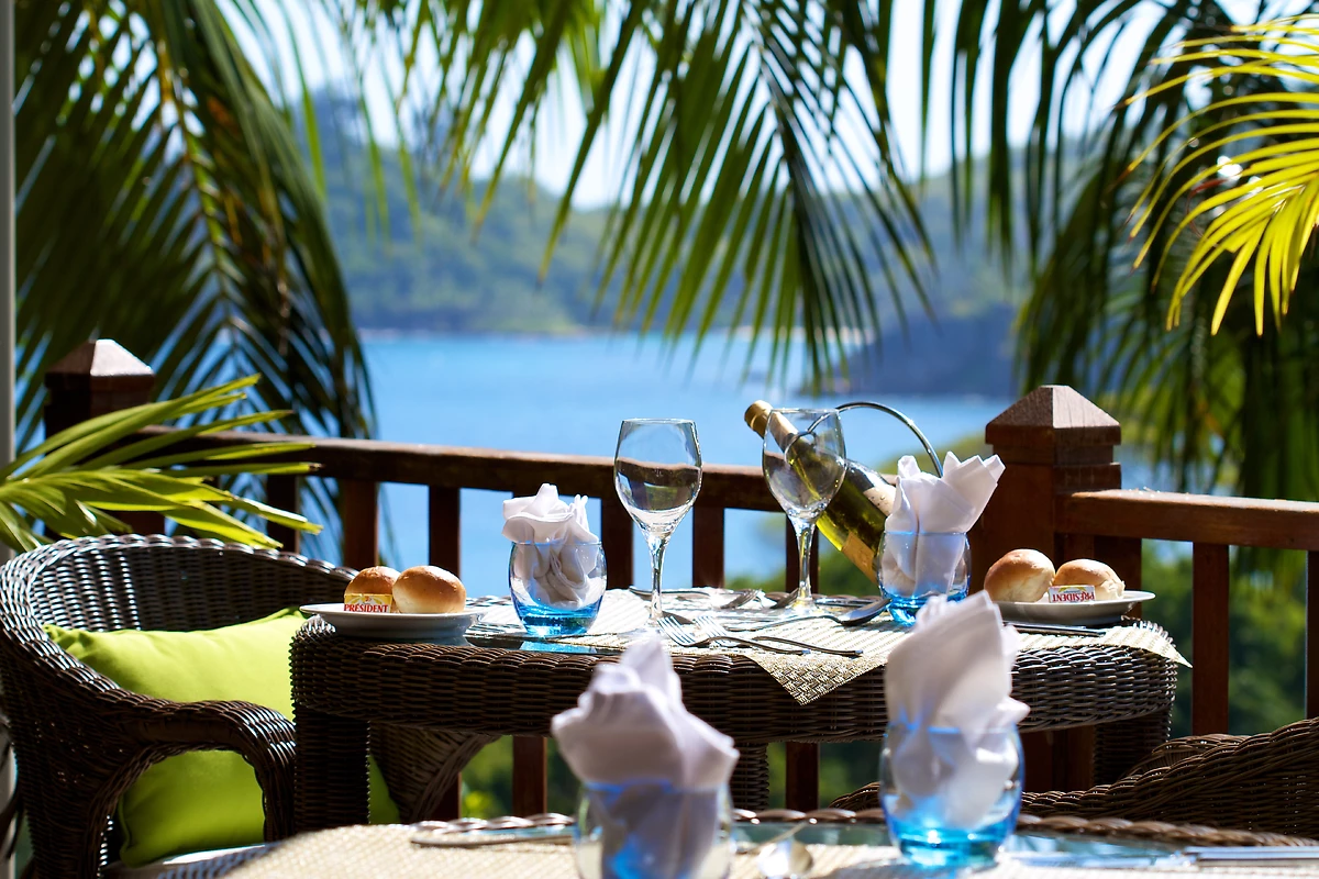 Tables, Le Palmier Restaurant, Valmer Resort, Seychelles