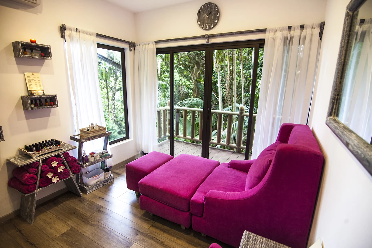 Salle de pédicure, Frangipani Spa, Valmer Resort, Seychelles