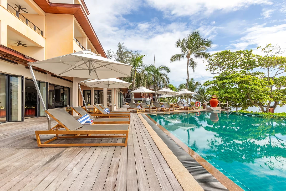Piscine de l'hôtel, DoubleTree by Hilton Seychelles Allamanda