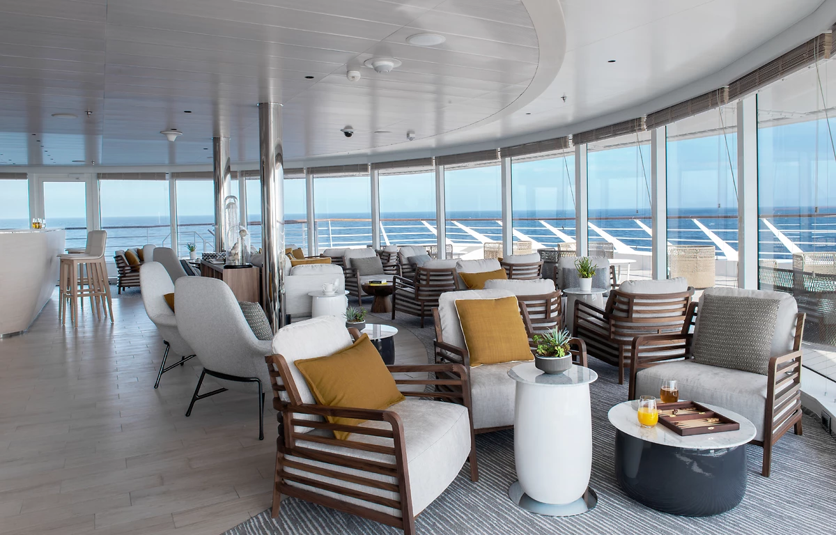 Salon panoramique, Le Lapérousse, Les explorers