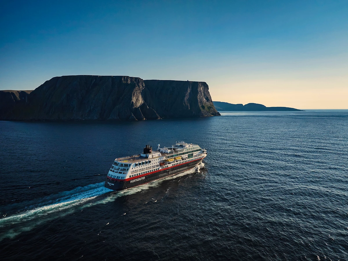 MS Trollfjord, Hurtigruten