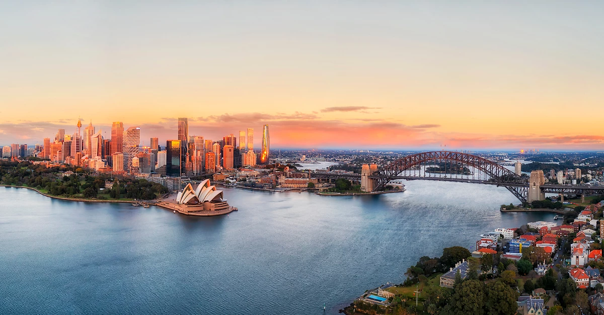 Lever du soleil sur la ville de Sydney, Australie