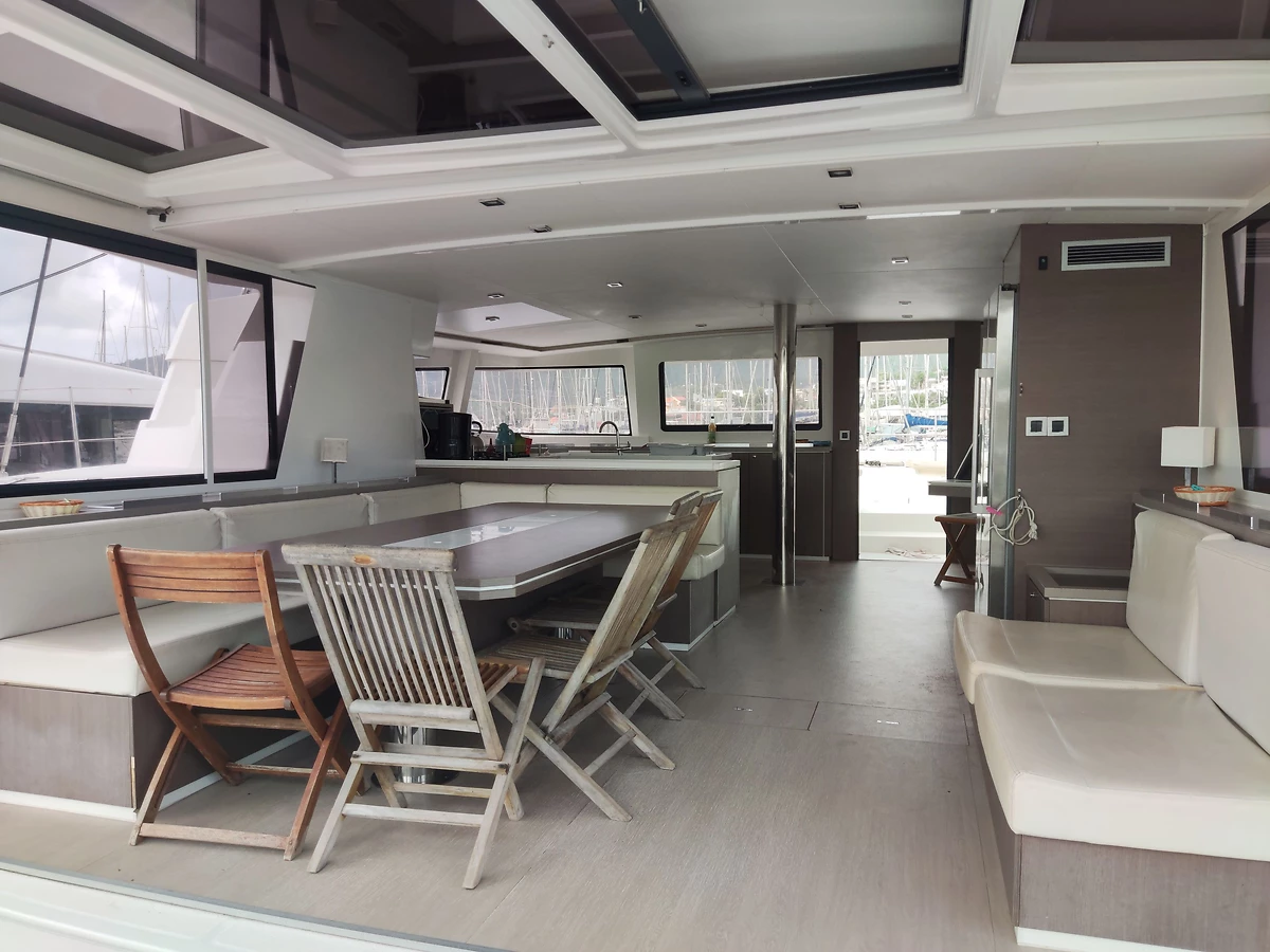 Salon du bali 5.4, Dream Yacht Worldwilde