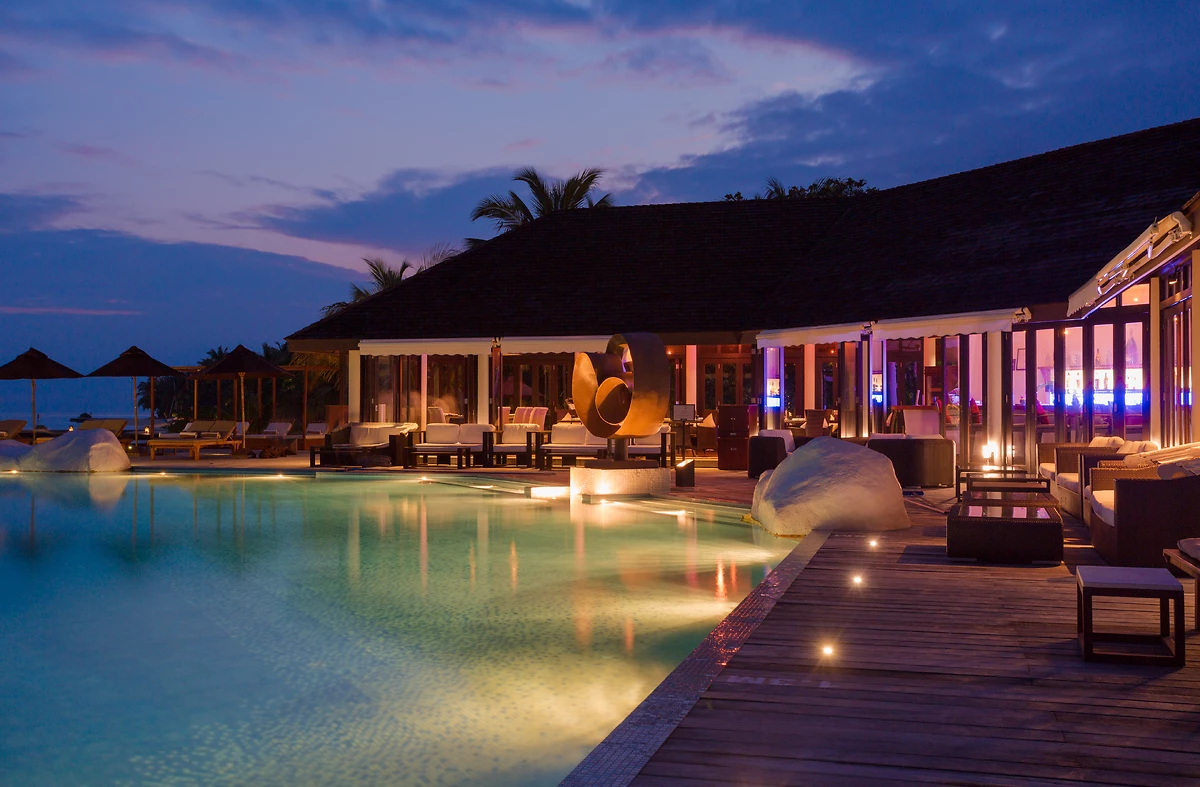 Aqva Bar, Lily Beach Resort & Spa, Maldives