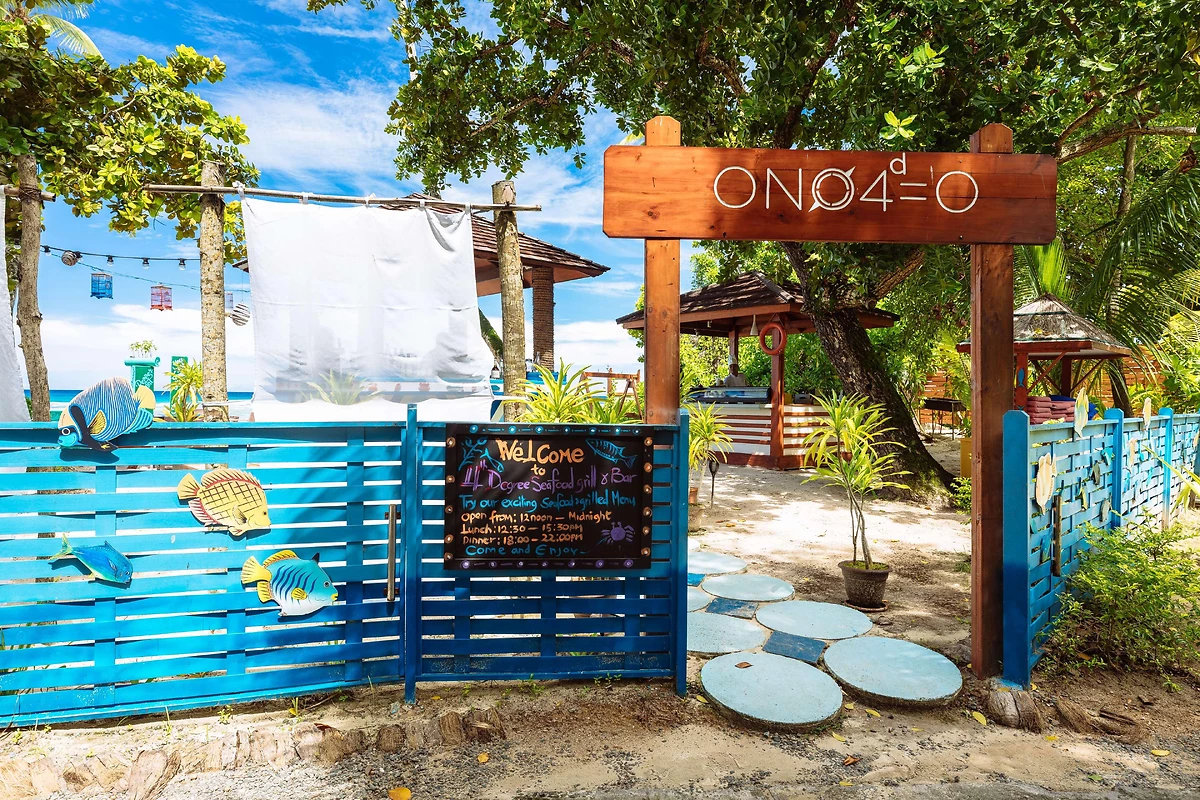The Four degrees, Hilton Seychelles Labriz Resort & Spa, Seychelles