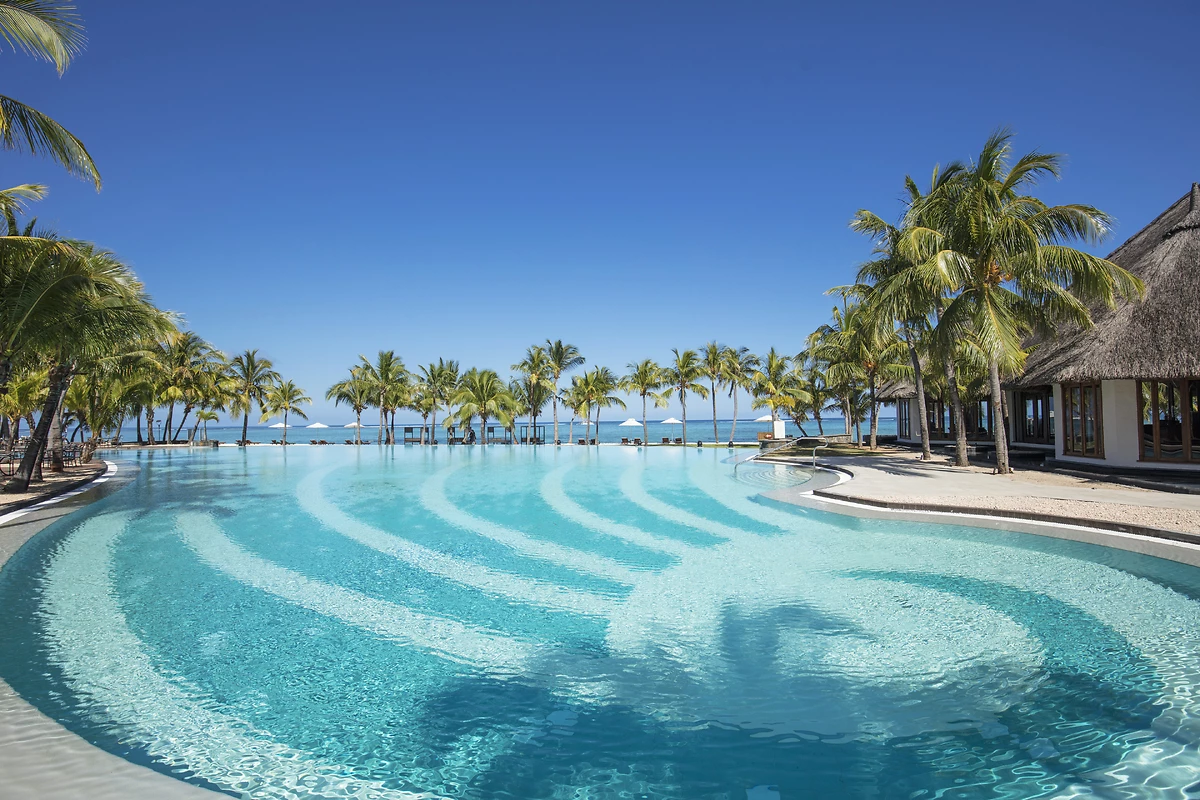 Piscine principale, Dinarobin Beachcomber Golf Resort & Spa, Île Maurice