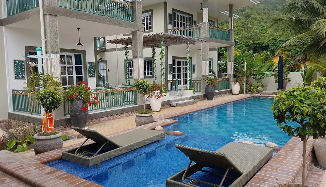Piscine, Villa Charme de L'ile, La Digue, Seychelles