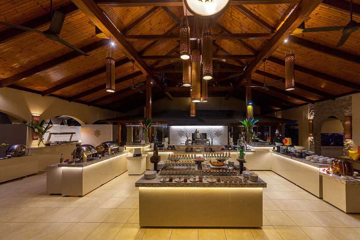 The Hibiscus Restaurant, Coco de Mer & Black Parrot Suites, Seychelles