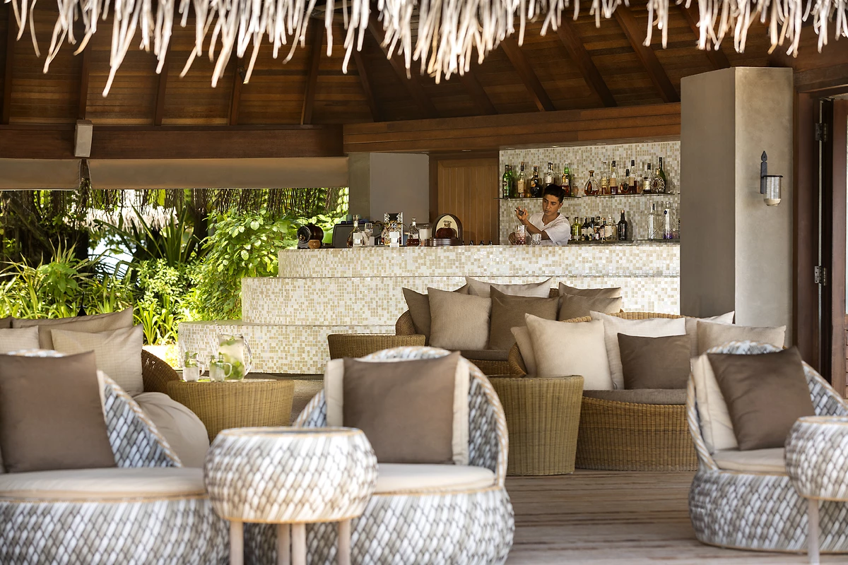 Um Bar, Huvafen Fushi, Maldives