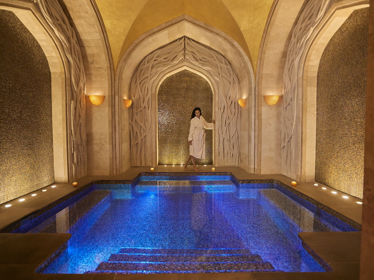 Bain à remous, AWAKEN Wellness, Atlantis The Palm, Dubaï, Émirats arabes unis