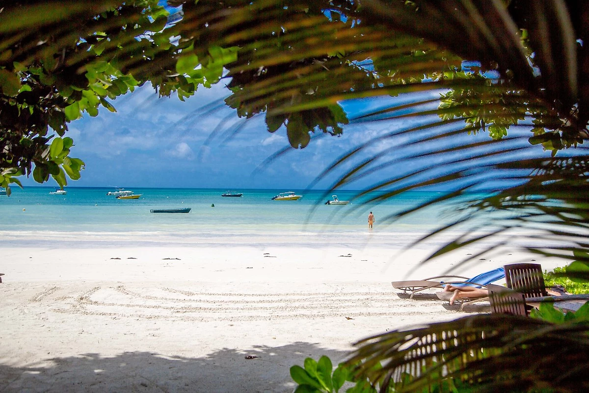 Plage, Village du pêcheur, Praslin, Seychelles