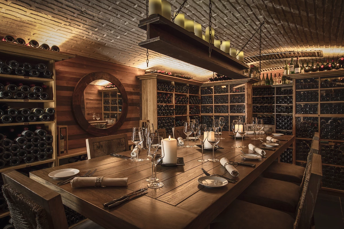 Restaurant Blue Penny Cellar, Constance Belle Mare Plage