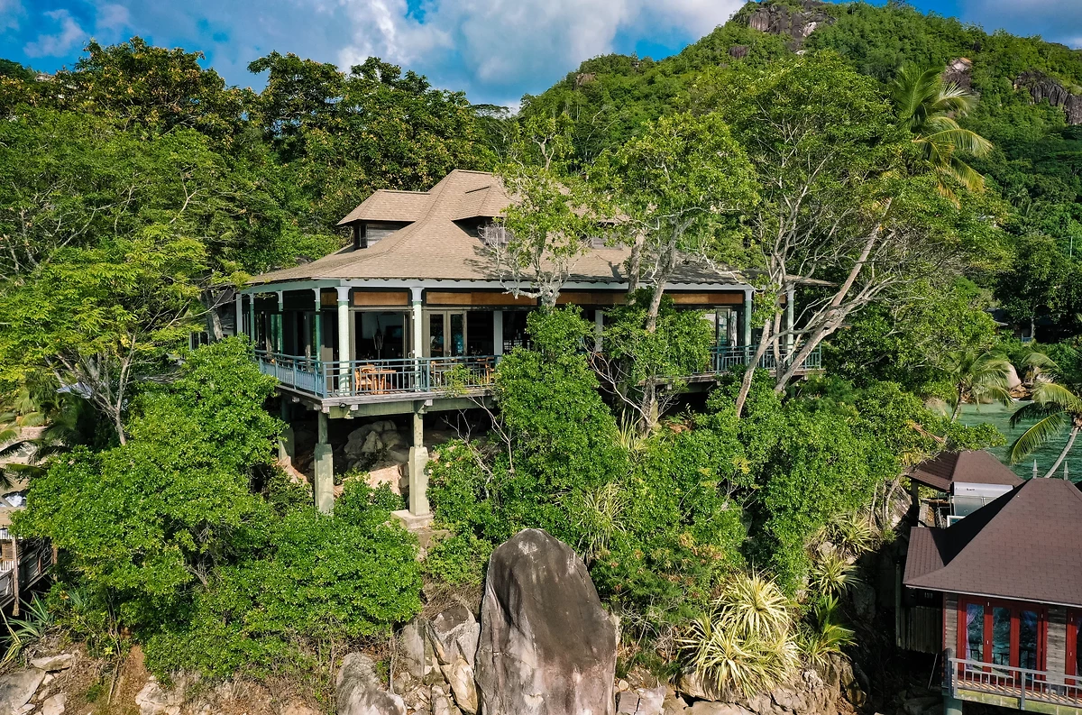 Vue extérieure du restaurant Mahé, Hilton Seychelles Northolme Resort & Spa