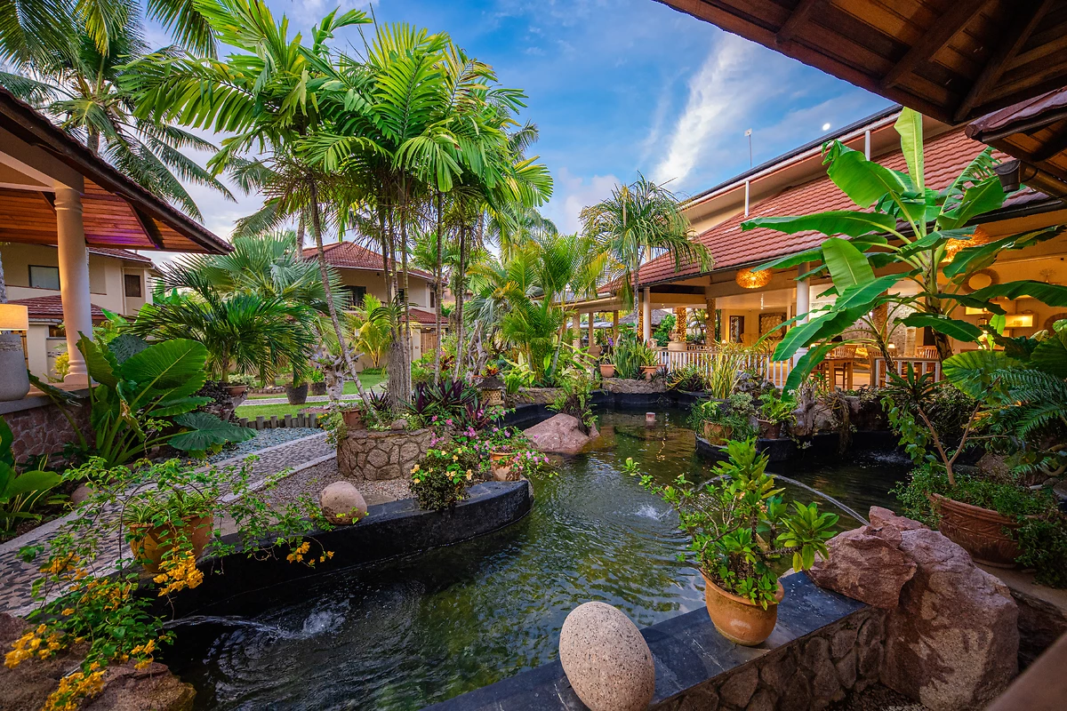 Vue extérieure de l'hôtel, Le Duc de Praslin