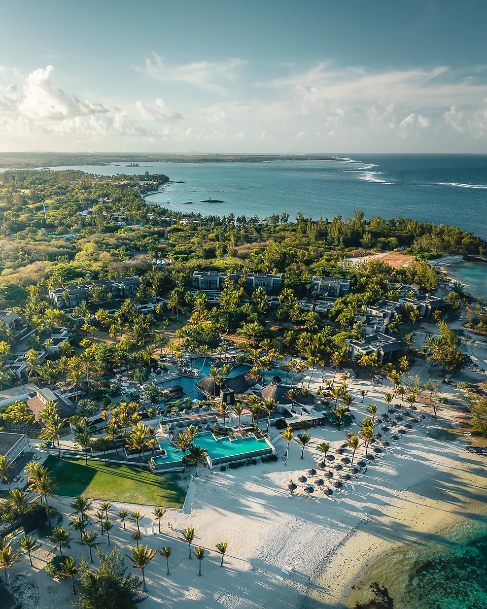 Vue aérienne ile aux cerfs, Long Beach Golf & Spa Resort, Ile Maurice