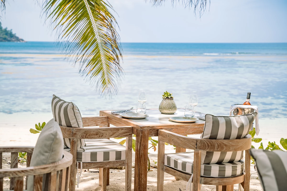 Table vue mer, Windsong Restaurant, Kempinski Seychelles Resort Baie Lazare, Seychelles